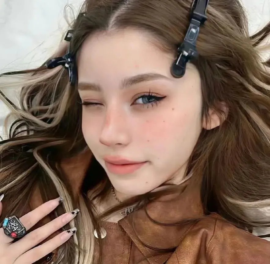 白色橄榄树